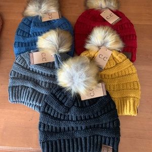 NWT CC beanie with pouf